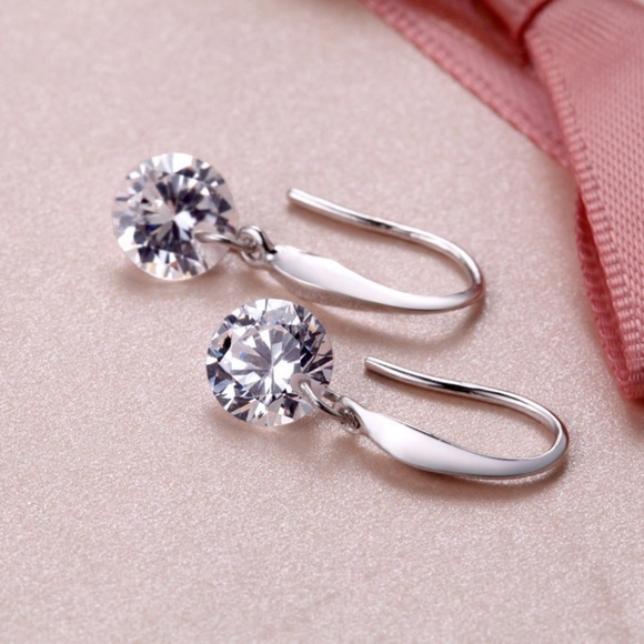 Pierced Diamond Earrings - Picture 3 of 8